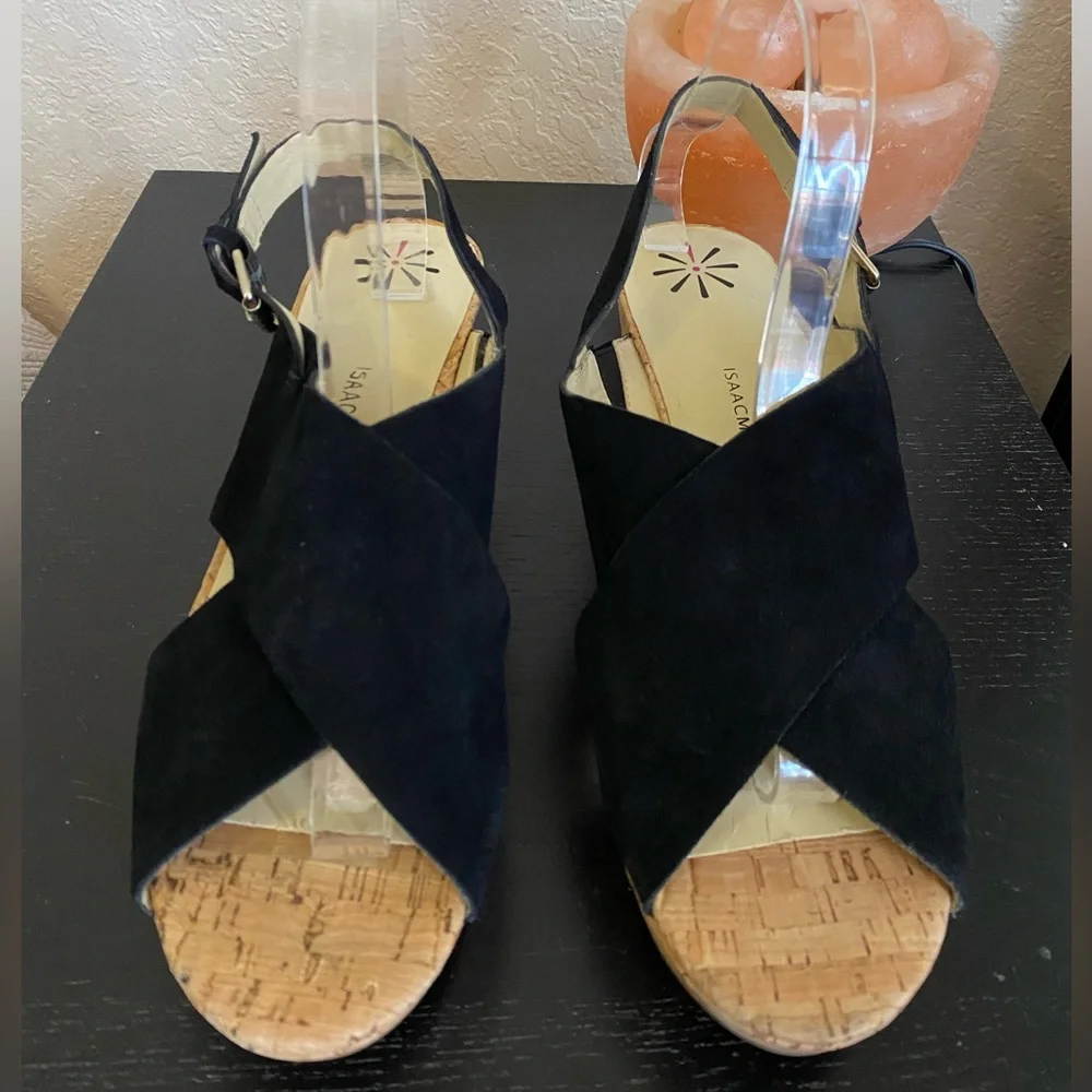 ISAAC MIZRAHI LIVE SLINGBACK CORK WEDGE SANDAL. MADDIE. BLACK SUEDE SZ 10 M